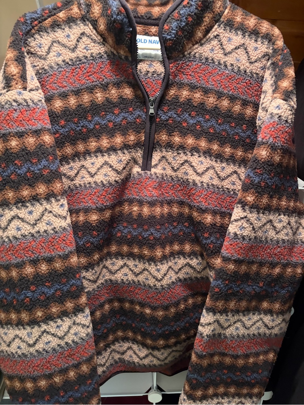 Old Navy Men's Zip-Up Sherpa Sweater in Brown, Beige and Red Pattern